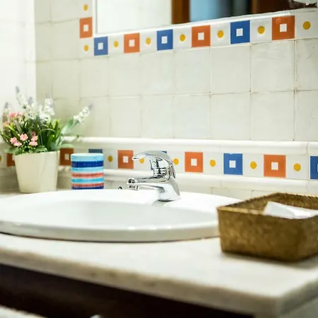 卡萨代卡塞拉韦旅馆 * 维拉诺瓦德卡塞拉